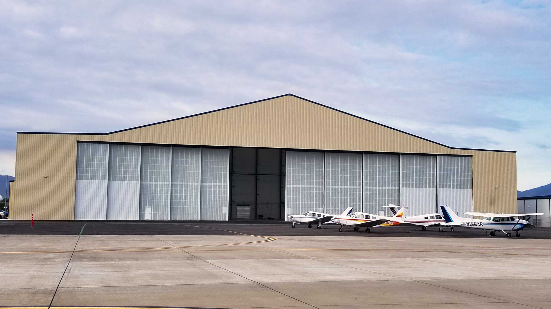 airplane hangar garage